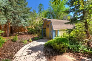 2238 E Cottonwood Cove Ln, Cottonwood Heights, UT 84121 - Photo 102