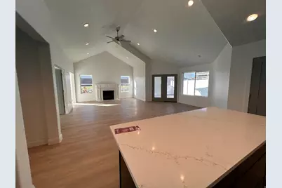 9566 S Ember Glow Ct #C, South Jordan, UT 84095 - Photo 2