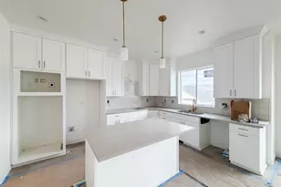 6976 W Hazel Oak Ct, Herriman, UT 84096 - Photo 2