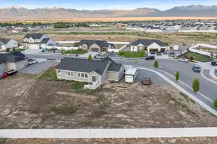 464 S Trejo Rdg Rd, Grantsville, UT 84029 - Photo 32