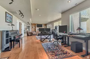 2116 E Falcon Ridge Dr, Draper (UT Cnty), UT 84020 - Photo 26