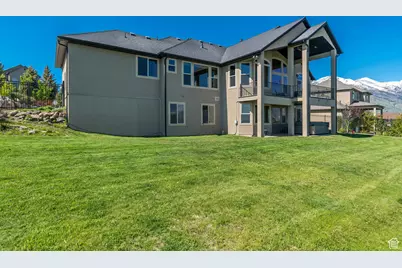 2116 E Falcon Ridge Dr, Draper (UT Cnty), UT 84020 - Photo 38