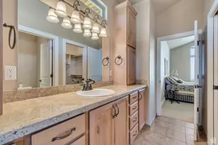 2116 E Falcon Ridge Dr, Draper (UT Cnty), UT 84020 - Photo 22