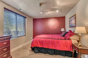 2116 E Falcon Ridge Dr, Draper (UT Cnty), UT 84020 - Photo 32