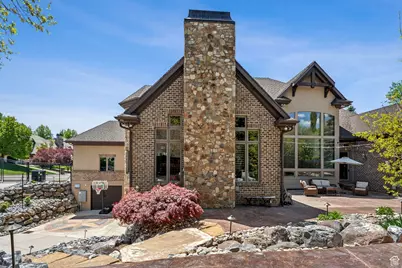 1 S Crosshill Ln, Sandy, UT 84092 - Photo 8