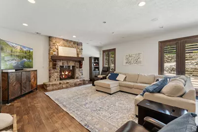 1 S Crosshill Ln, Sandy, UT 84092 - Photo 76