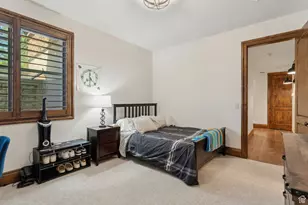 1 S Crosshill Ln, Sandy, UT 84092 - Photo 98