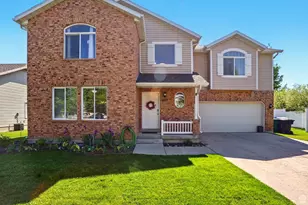 679 S Trail Cir W, Logan, UT 84341 - Photo 2