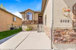 2029 S Cottage Ln, Garden City, UT 84028 - Photo 36