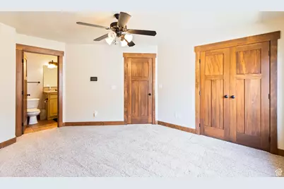 2029 S Cottage Ln, Garden City, UT 84028 - Photo 8