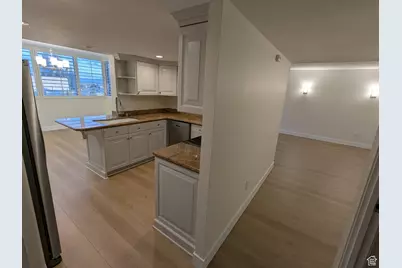 241 N Vine St W #404E, Salt Lake City, UT 84103 - Photo 8