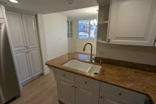 241 N Vine St W, Salt Lake City, UT 84103 - Photo 24