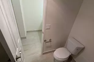 241 N Vine St W, Salt Lake City, UT 84103 - Photo 40