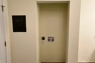 241 N Vine St W, Salt Lake City, UT 84103 - Photo 38