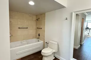 241 N Vine St E, Salt Lake City, UT 84103 - Photo 20