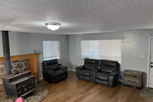 239 W Plum St, Grantsville, UT 84029 - Photo 4