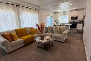 158 E Polaris Dr S, Saratoga Springs, UT 84045 - Photo 2