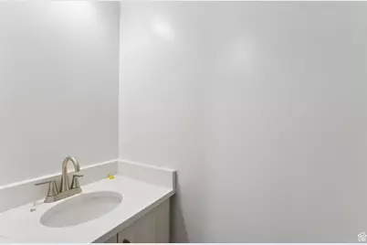 1615 N Angel St #C, Layton, UT 84041 - Photo 14