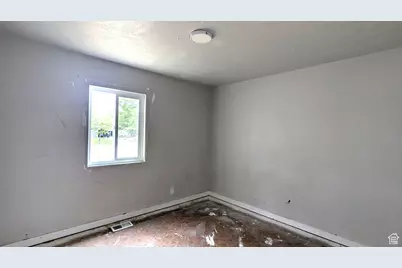 4650 W Mildred St, Kearns, UT 84118 - Photo 14