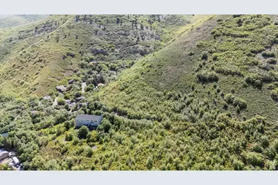 3922 E Cove Rd #4, Salt Lake City, UT 84108 - Photo 14