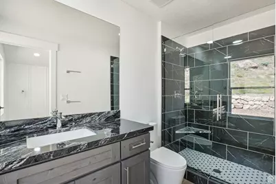 1189 E Benchview Dr, Ogden, UT 84404 - Photo 22