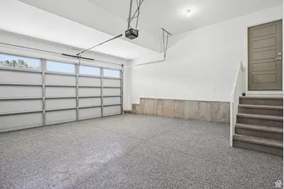 1189 E Benchview Dr, Ogden, UT 84404 - Photo 6