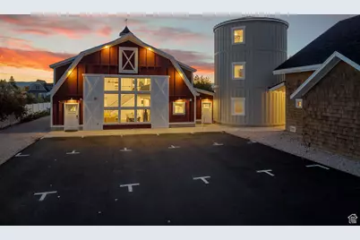 300 S 100 St W, Garden City, UT 84028 - Photo 8