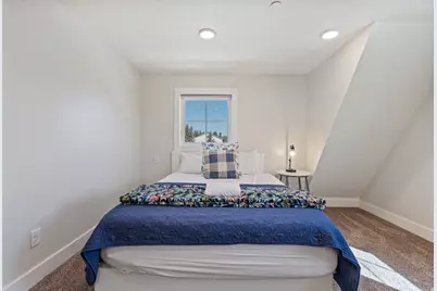 300 S 100 St W, Garden City, UT 84028 - Photo 18