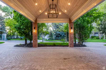 2177 W 9240 S, West Jordan, UT 84088 - Photo 14