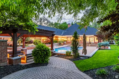 2177 W 9240 S, West Jordan, UT 84088 - Photo 2