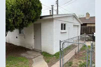 31 W 1600 N, Sunset, UT 84015 - Photo 10