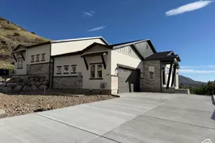 1583 E Maddies Cv, Ogden, UT 84404 - Photo 2