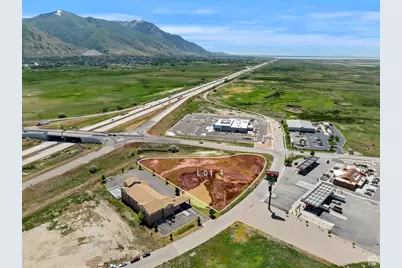 1069 S 1600 W #4, Perry, UT 84302 - Photo 4