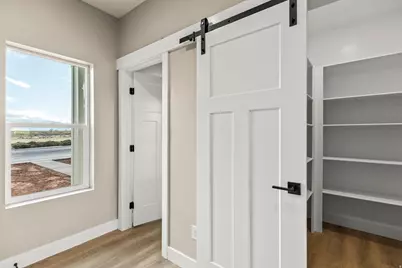 305 E 2690 N, Sigurd, UT 84657 - Photo 16