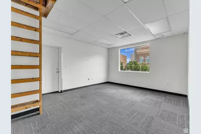 201 W Center St, Provo, UT 84601 - Photo 42