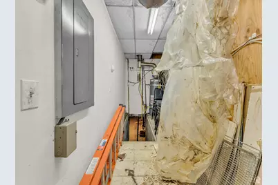 225 W Center St, Provo, UT 84601 - Photo 36