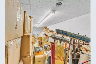 225 W Center St, Provo, UT 84601 - Photo 40