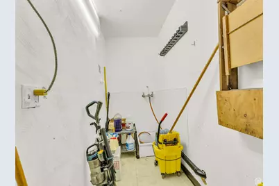 225 W Center St, Provo, UT 84601 - Photo 32