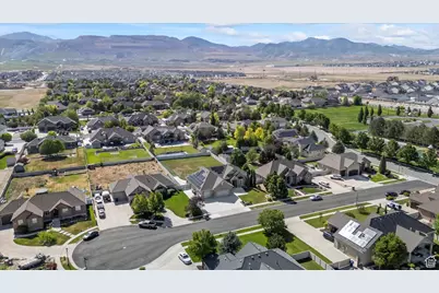 12562 S Majestic Hill Ct, Herriman, UT 84096 - Photo 70