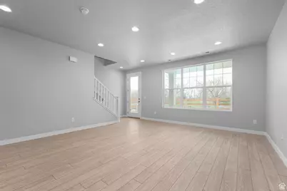 748 W Signal Dr, Salt Lake City, UT 84123 - Photo 4