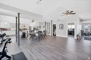 740 W Uzona Ave, Hildale, UT 84784 - Photo 8