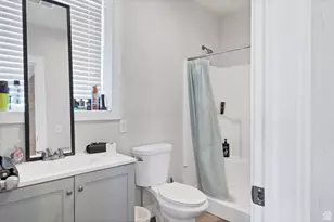 740 W Uzona Ave, Hildale, UT 84784 - Photo 4