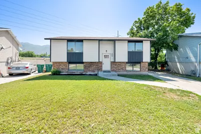 282 E 925 S, Layton, UT 84041 - Photo 2