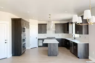 2067 N 450 W, Tooele, UT 84074 - Photo 2