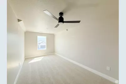 2067 N 450 W #206, Tooele, UT 84074 - Photo 10