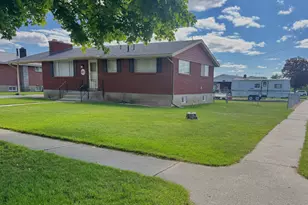 485 N 300 E, Nephi, UT 84648 - Photo 2