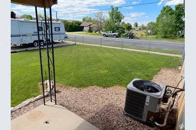 485 N 300 E, Nephi, UT 84648 - Photo 42