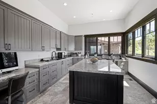 1097 E Explorer Peak Dr, Heber City, UT 84032 - Photo 16