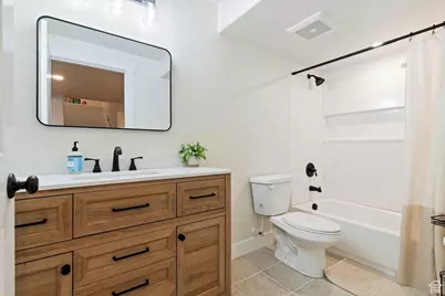 1046 W Seasons View Ct, Lehi, UT 84043 - Photo 38