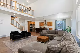 1046 W Seasons View Ct, Lehi, UT 84043 - Photo 8